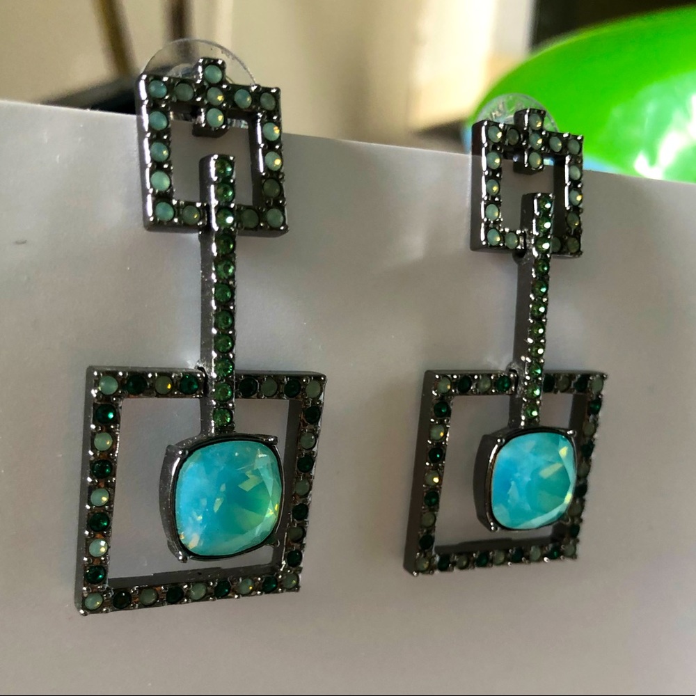 Vintage Joan Rivers Earrings 💚